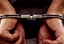 इंजिनीअरिंगच्या विद्यार्थ्याला ट्रॅफिक कॉन्स्टेबलकडून ५० हजारांची खंडणी मागितली