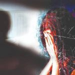 11 वर्षीय शेजाऱ्यावर लैंगिक अत्याचार केल्याप्रकरणी पुण्यातील न्यायालयाने मजुराला दोषी ठरवत 5 वर्षांची शिक्षा सुनावली आहे.