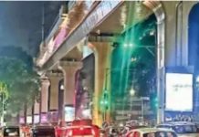 रेल्वे वाहतूक इन्फ्रा पासून, मेट्रोचे खांब पीएमसीच्या कमाईचे स्त्रोत बनवतात