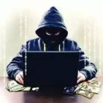 चांगल्या नफ्यासाठी ऑनलाइन शेअर-ट्रेडिंगचे आमिष 2.3cr ची किंमत आहे