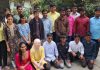विद्यार्थी लेखकांवरील अवलंबित्व तोडतो, गुण मिळवण्यासाठी सॉफ्टवेअर वापरतो
