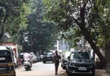 आंबेगाव पाथर येथे तरुणाचा अंगावर पडून मृत्यू; 4 अल्पवयीन मुलांना ताब्यात घेतले