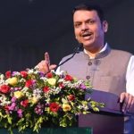 राज्य ३० जूनपर्यंत शेतकऱ्यांना कर्जमाफी देईल, असे मुख्यमंत्री देवेंद्र फडणवीस यांनी सांगितले